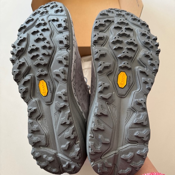 HOKA One One Womens Speedgoat 6 1147811 SYST Running Shoes Sneakers Grey Sz 10 - Picture 6 of 8